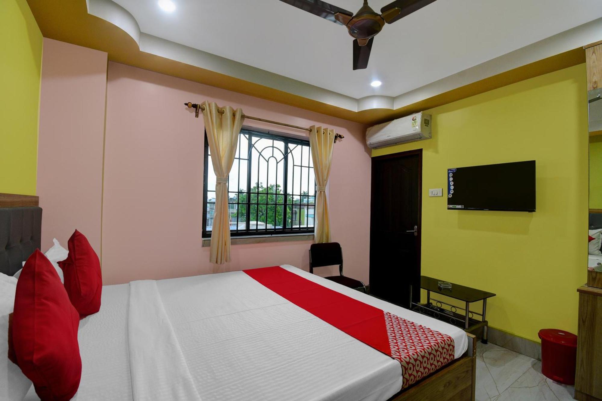 כלכותה Hotel O Mahal And Restaurant Kanchrapara מראה חיצוני תמונה