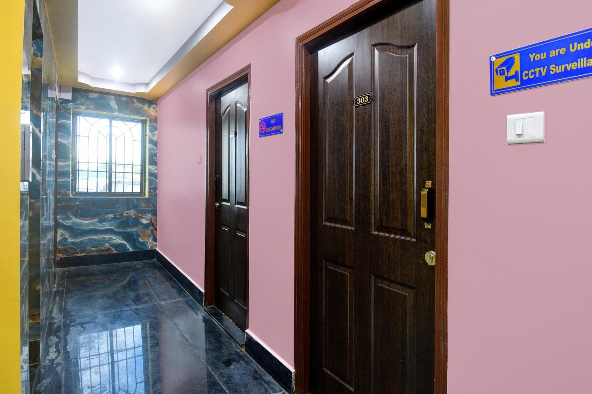 כלכותה Hotel O Mahal And Restaurant Kanchrapara מראה חיצוני תמונה